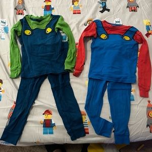 Size 4 Boys Pajamas - Super Mario Brothers & Pokémon- Like New!
